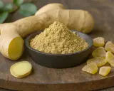 Gingembre frais, en poudre et confit, des formes variées de ce rhizome aux propriétés gingembre anti inflammatoire reconnues.