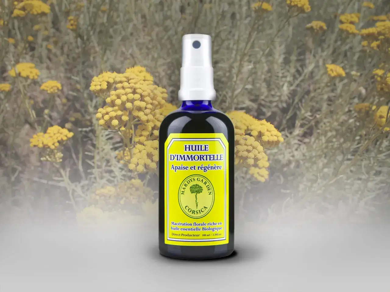 Flacon d'huile essentielle d'immortelle bio, id&eacute;ale pour apaiser et r&eacute;g&eacute;n&eacute;rer la peau. Son utilisation est simple et efficace.